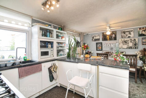 Wordsworth Close, Tipton, DY4