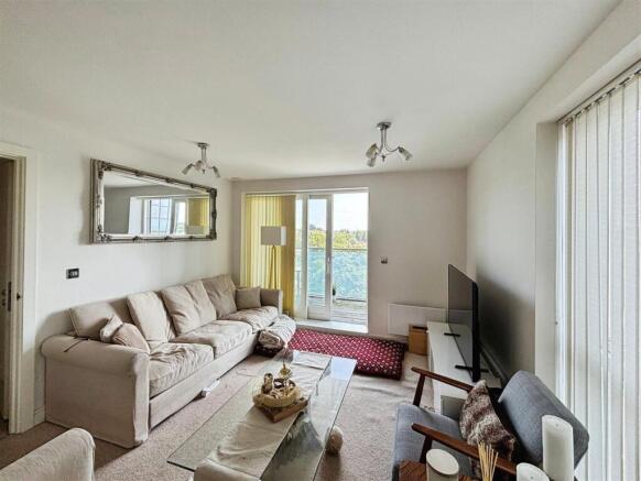 Open Plan Lounge/Kitchen