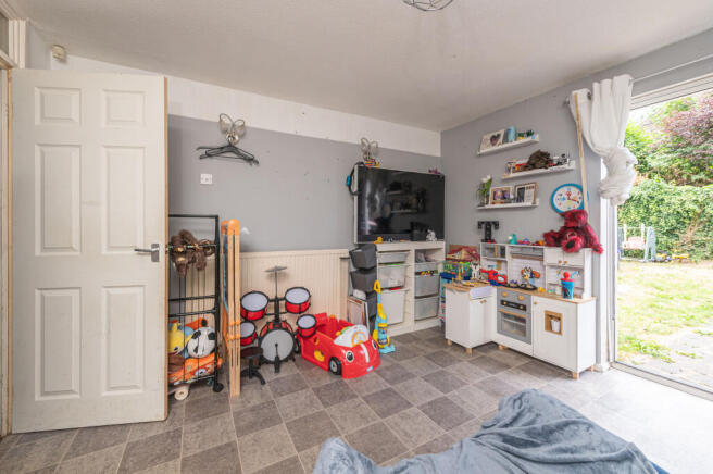 4 bed Terraced for sale Image 11