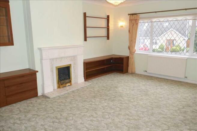 LOUNGE:
