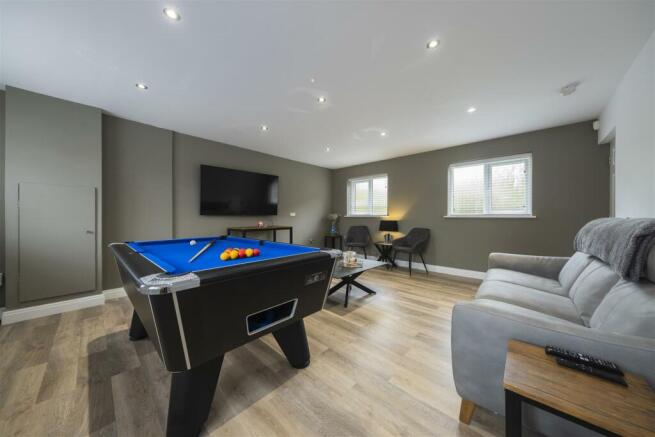 43 Shakerley Close-012.JPG