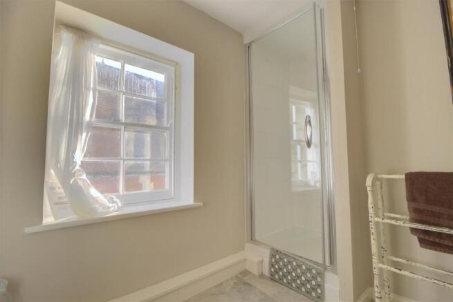 Family Shower Room .2.jpg