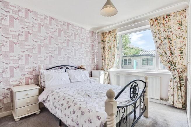 3 bed Detached Bungalow for sale Image 5