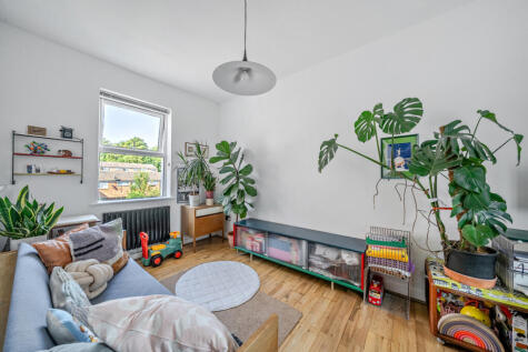 Waldegrave Road, London