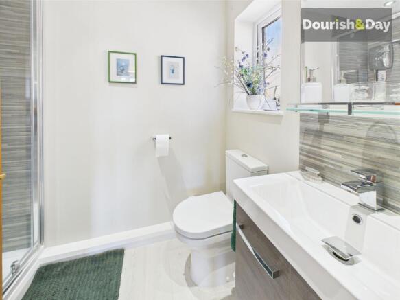 En-Suite (Bedroom One)