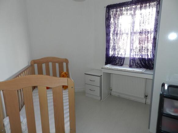 BEDROOM 2