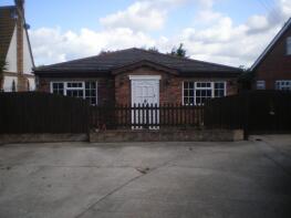 Primrose Cottage, Elm Road, Bowers Gifford And North Benfleet, Basildon SS13 2LY