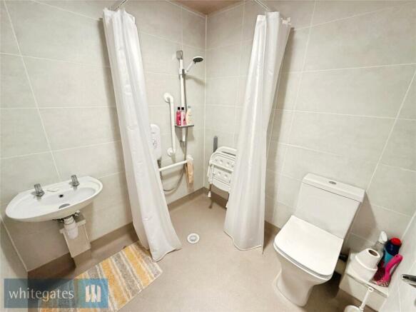 2 bed Bungalow for sale Image 10