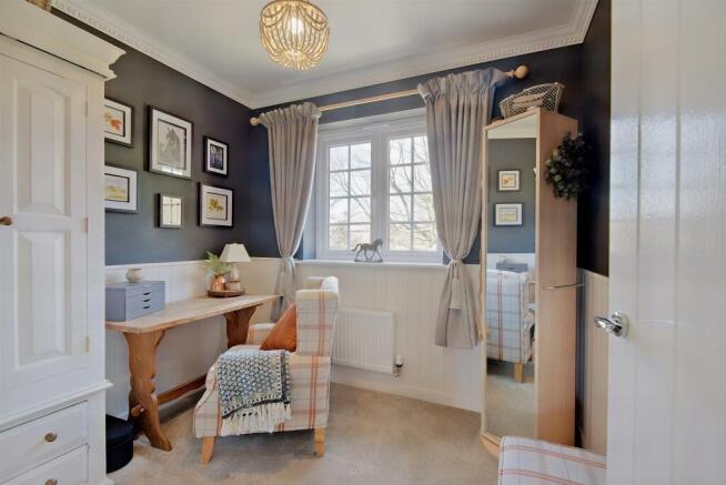 8545078-interior12-800.JPG