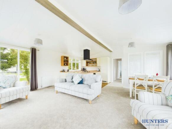 2 bed Park Home for sale Image 9