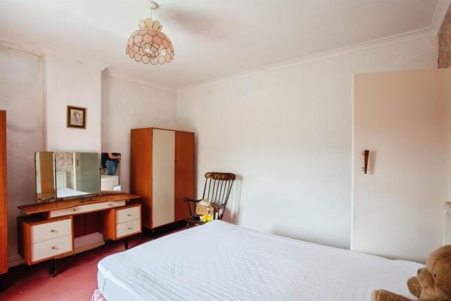 3 bed Semi-Detached for sale Image 7