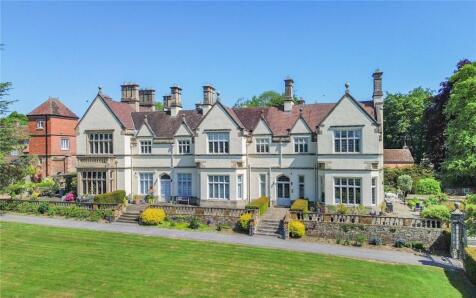 Epperstone Manor, Main Street, Epperstone, Nottingham, NG14