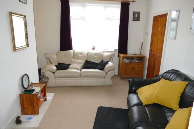 Lounge b