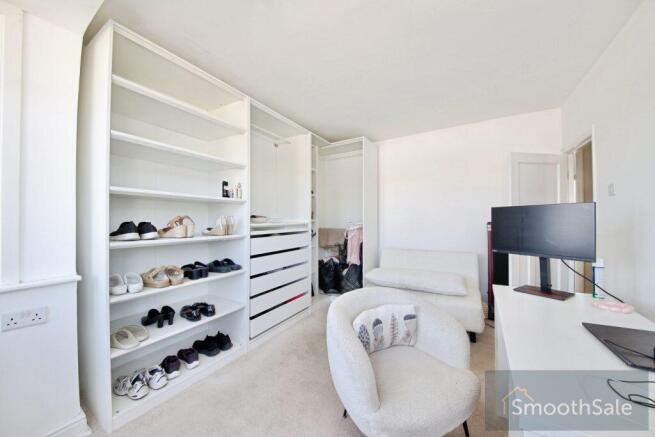 Eastbury Avenue, Enfield, EN1 3NJ photo 5