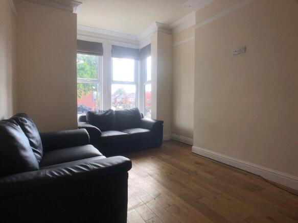 5 bed Terraced to rent Image 11