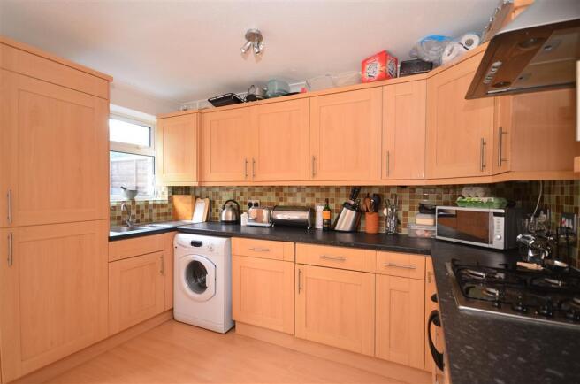 Kitchen/Dining Area