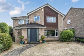 35, Yaverland Drive, Bagshot GU19 5DX