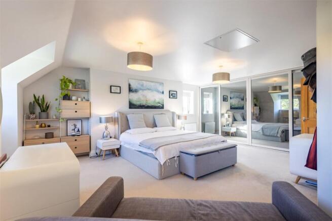 1 Boleyn Row  (25).jpg