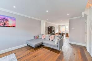 144, Basevi Way, London SE8 3JT