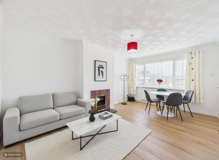 Montfort Road, Chatham, ME5 9HA