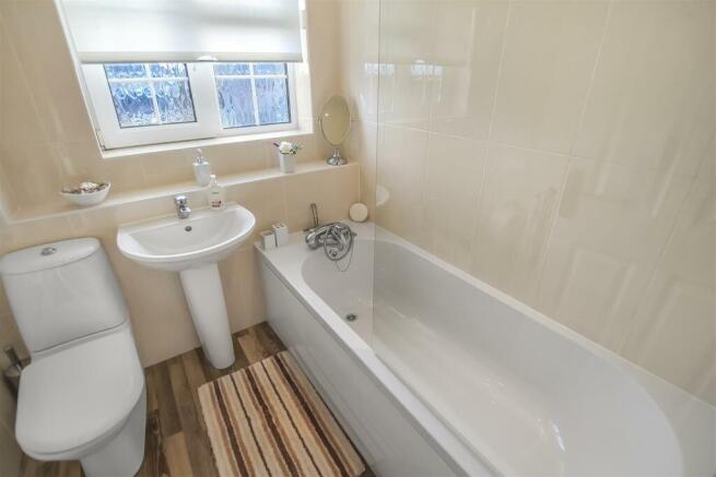 Bathroom.jpg