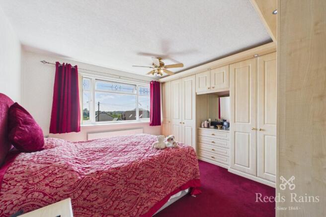 3 bed Semi-Detached for sale Image 12