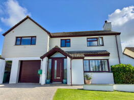 3, St Petrocs Meadow, Padstow PL28 8HB