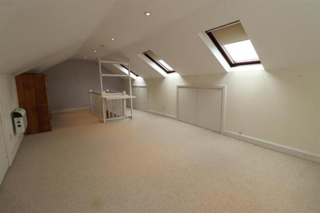 3 bed Detached for sale Image 12