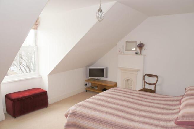 Photo 16