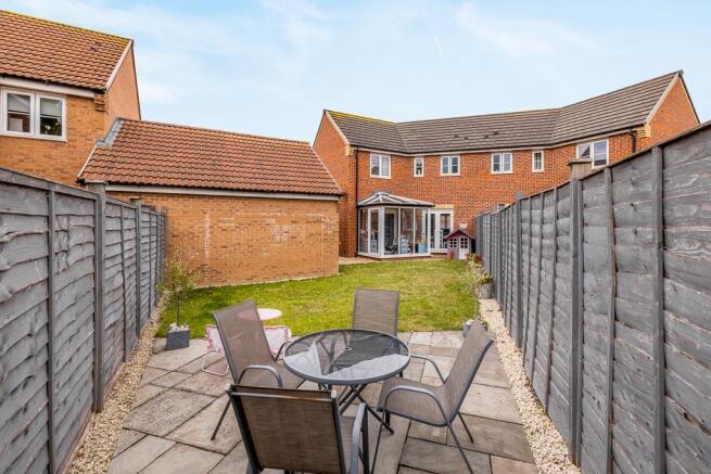 22 Palgrave Way (Pinchbeck)-13.jpg