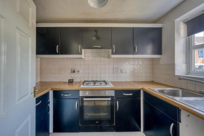 Horseshoe Drive, Wimblebury photo 4