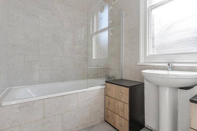 House in London - View 5