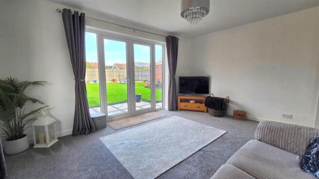 Alternative Lounge.jpg