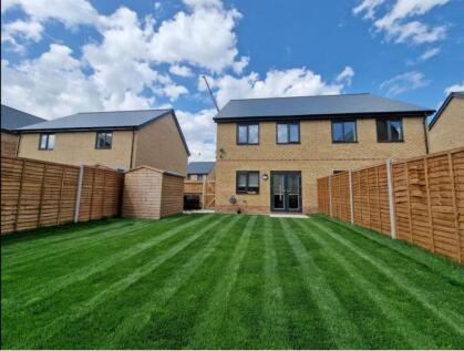 Walking distance of two train stations