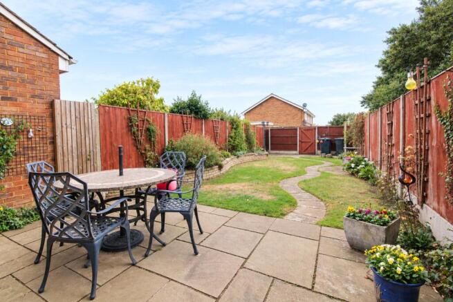 Bluebell Close, Flitwick, Bedfordshire, MK45 photo 4