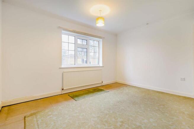 8673551-interior03-800.jpg