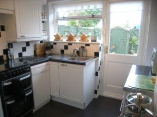 Kitchen: