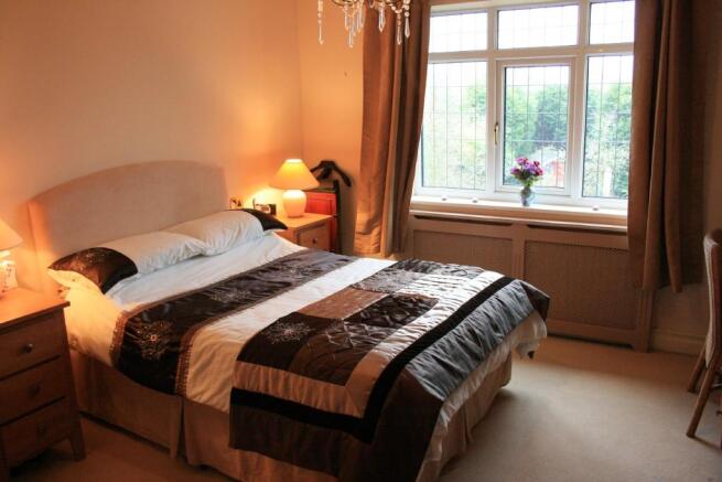 Photo 8