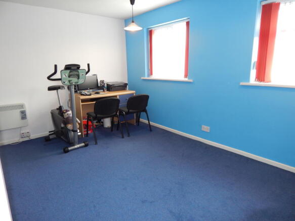 Photo 4