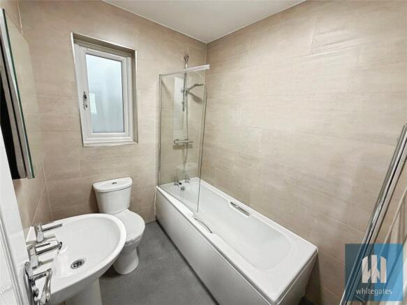1 bed Apartment to rent Image 5