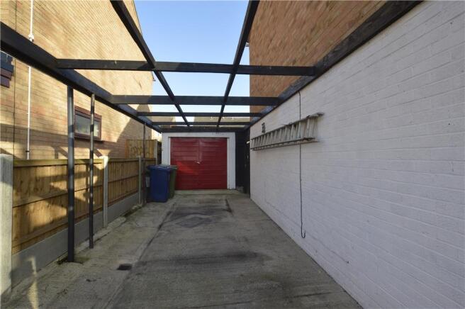 Driveway leading to Garage