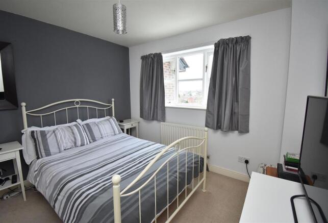 BED 2.jpg