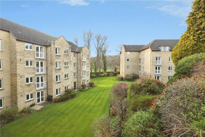 2 bed Flat to rent Image 10