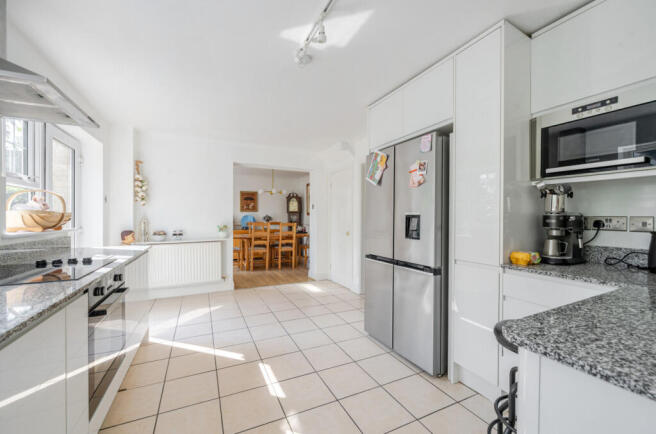 1310656-23-6853d4...