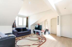 Flat 5, 7, Fassett Road, Kingston Upon Thames KT1 2TD