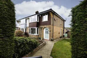 12, Ayton Road, Longwood, Huddersfield HD3 4TN