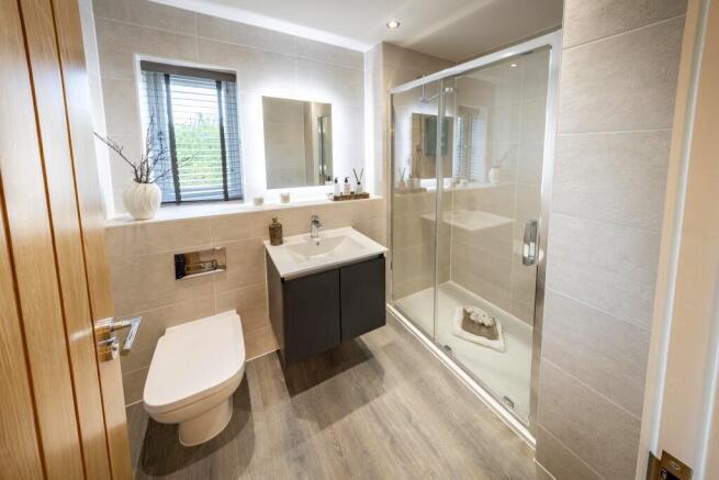 4 bed Detached for sale Image 8
