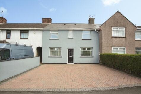 North Avenue, Bridgend, CF33