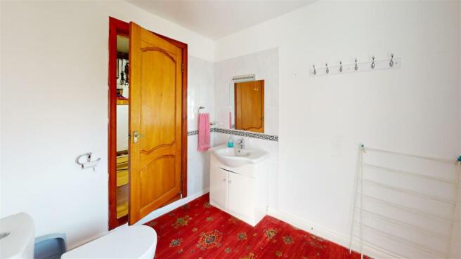 Margate-Bathroom 1.jpg