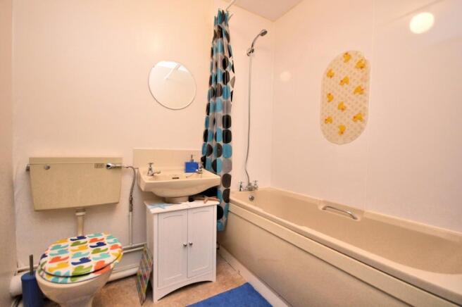 Photo 8